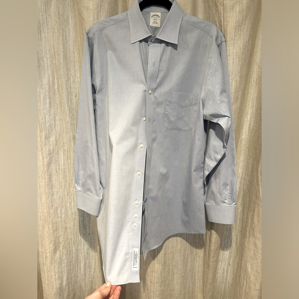 Brooks Brothers Blue Dress Shirt - 16-2/3 -Like NEW !